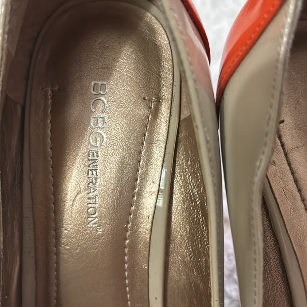 Women’s size 9 bcbg wedges - Picture 4 of 6